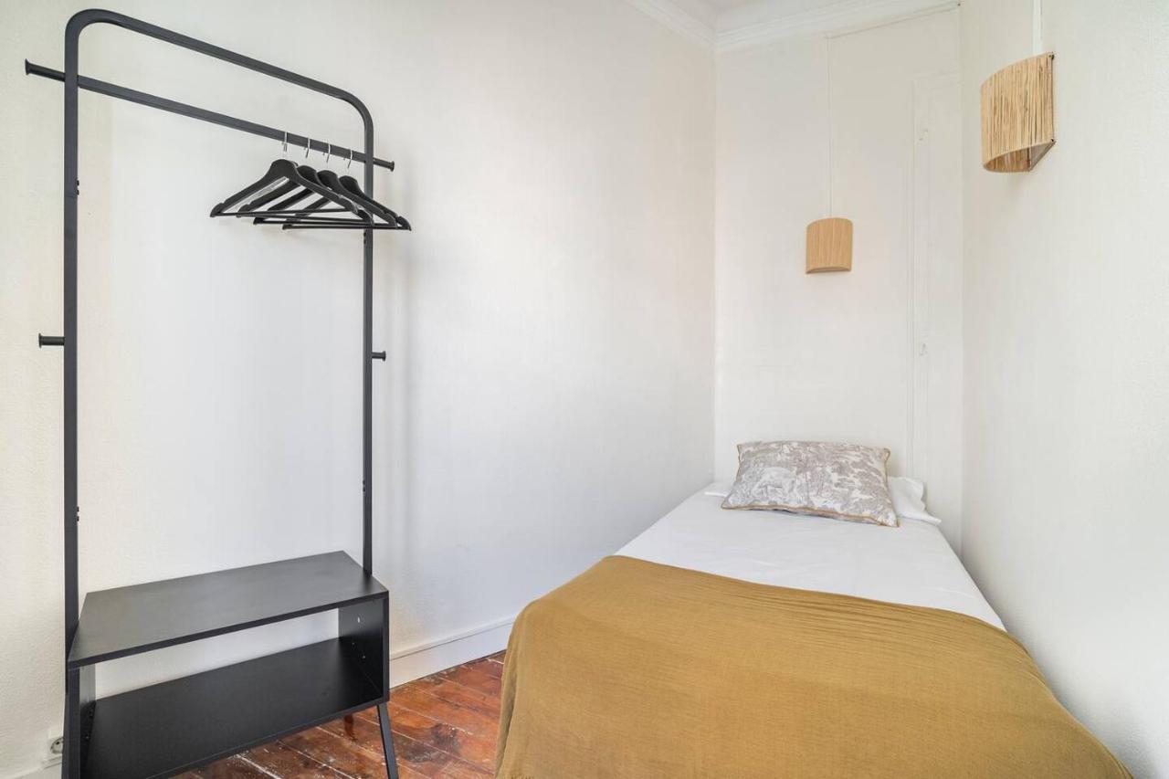 Apartment Combro By Patio 25